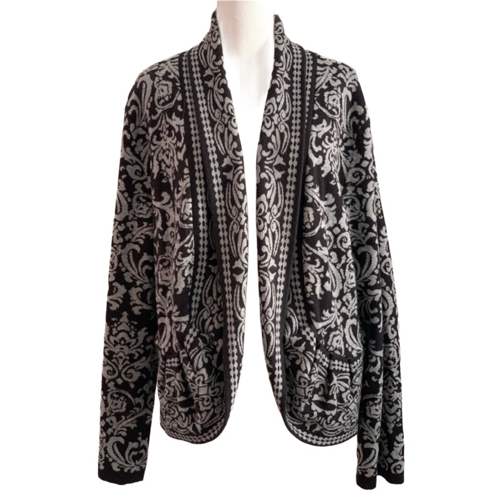 STYLE & CO. Women’s Black Gray Print Long Sleeve Cardigan Sweater